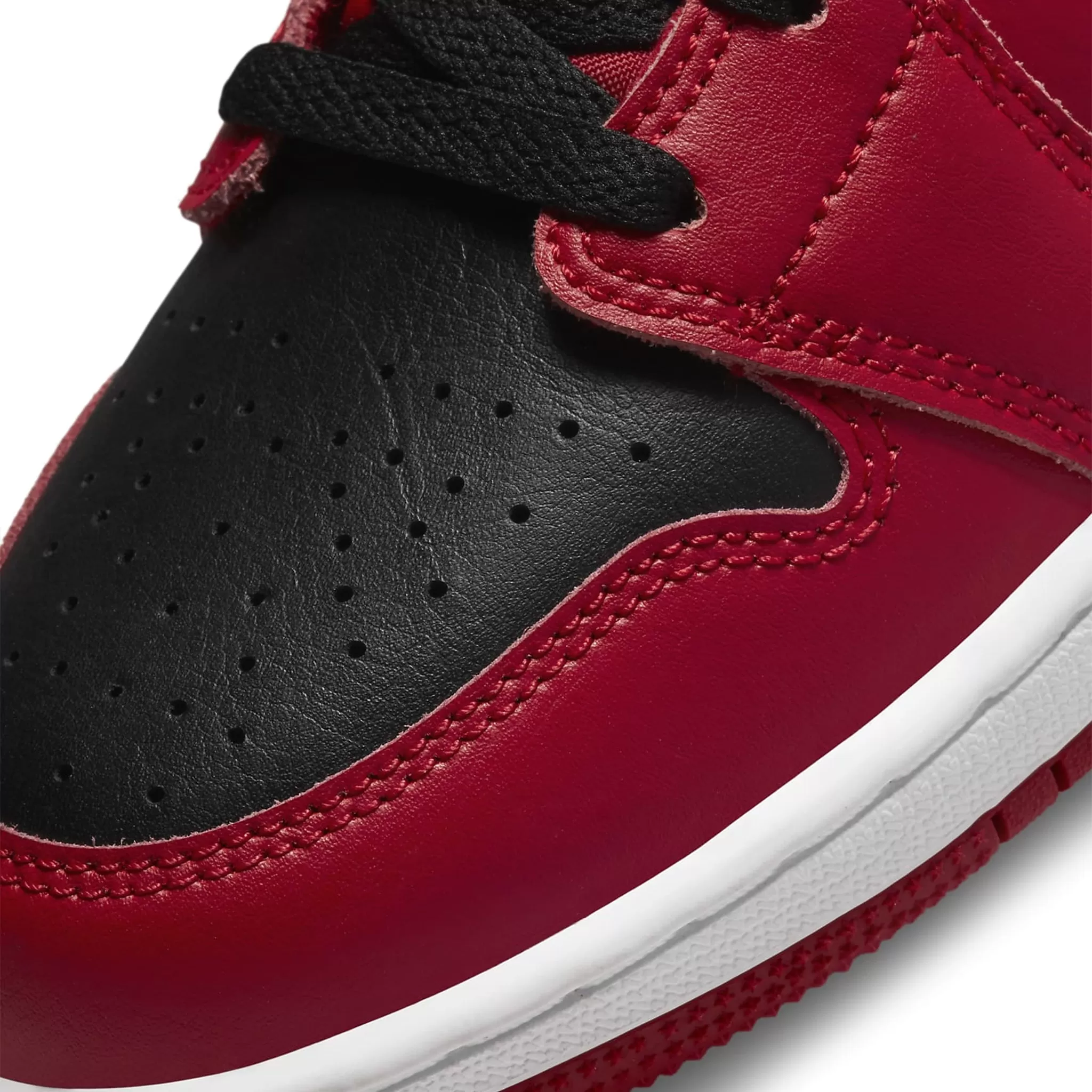 Air Jordan 1 Mid Reverse Bred (GS)