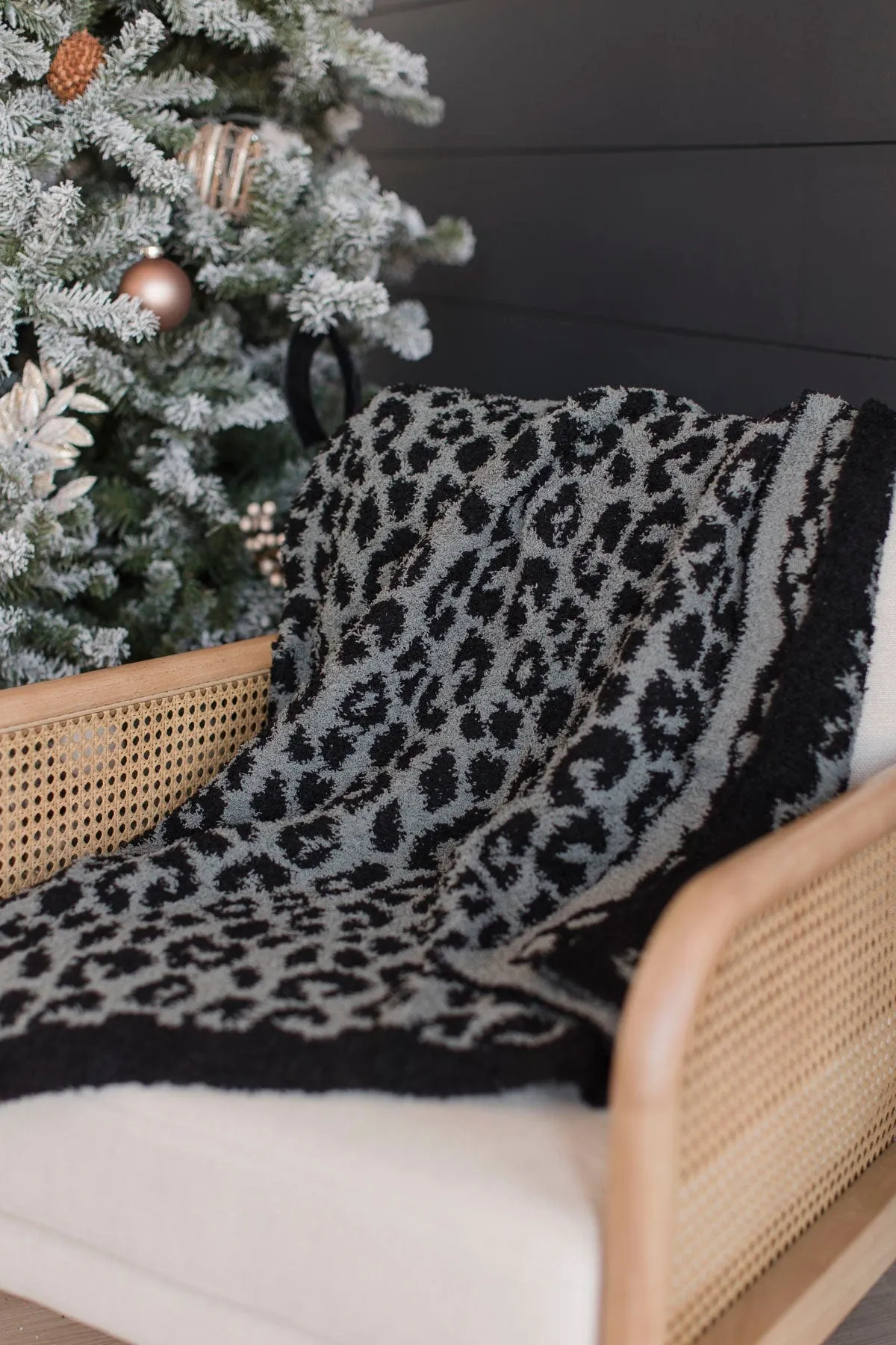 Charcoal Leopard Plush Knit Blanket