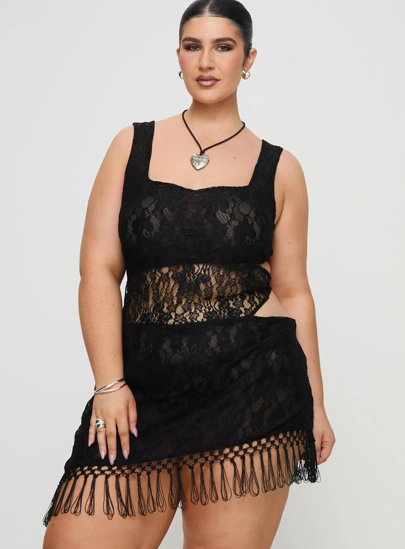 Dakarie Lace Mini Dress Black Curve