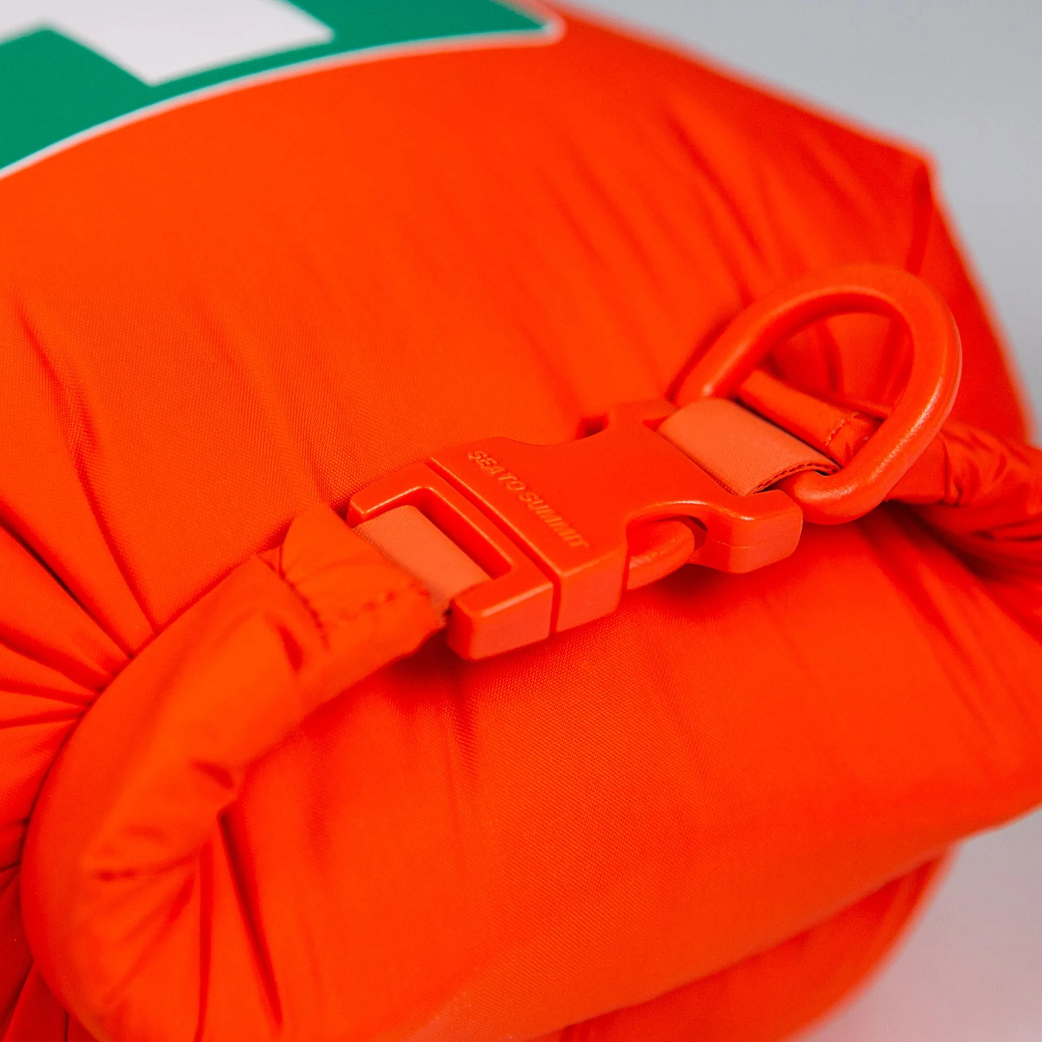 Lightweight Dry Bag First Aid (Like New)