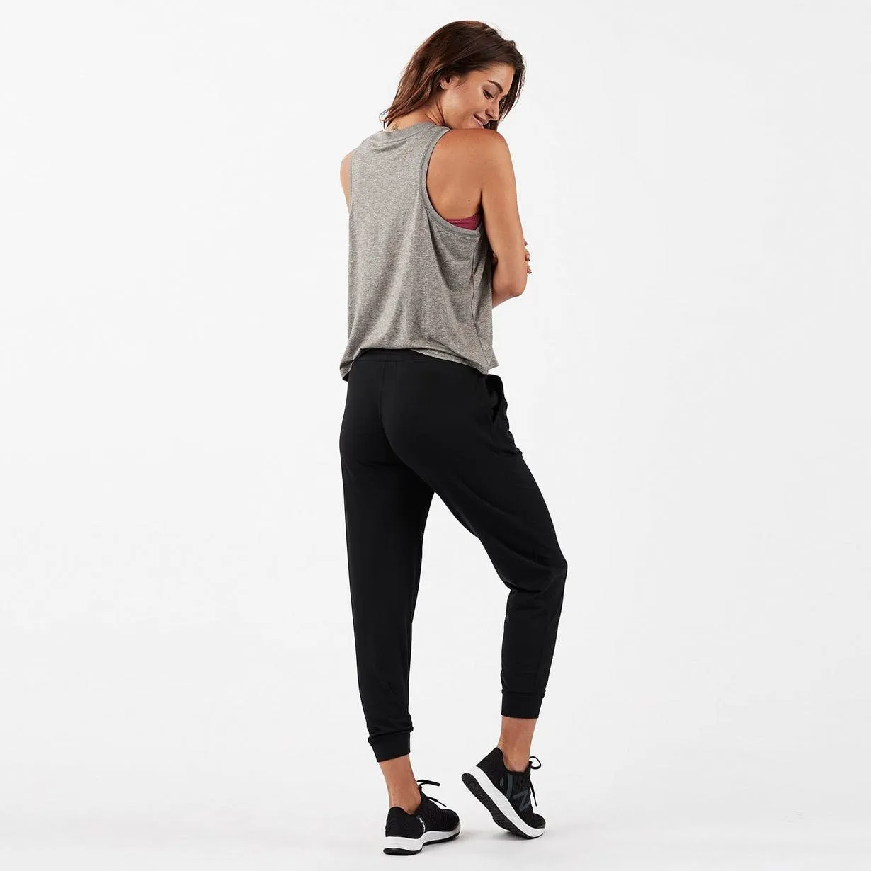 Performance Jogger | 4 Colors