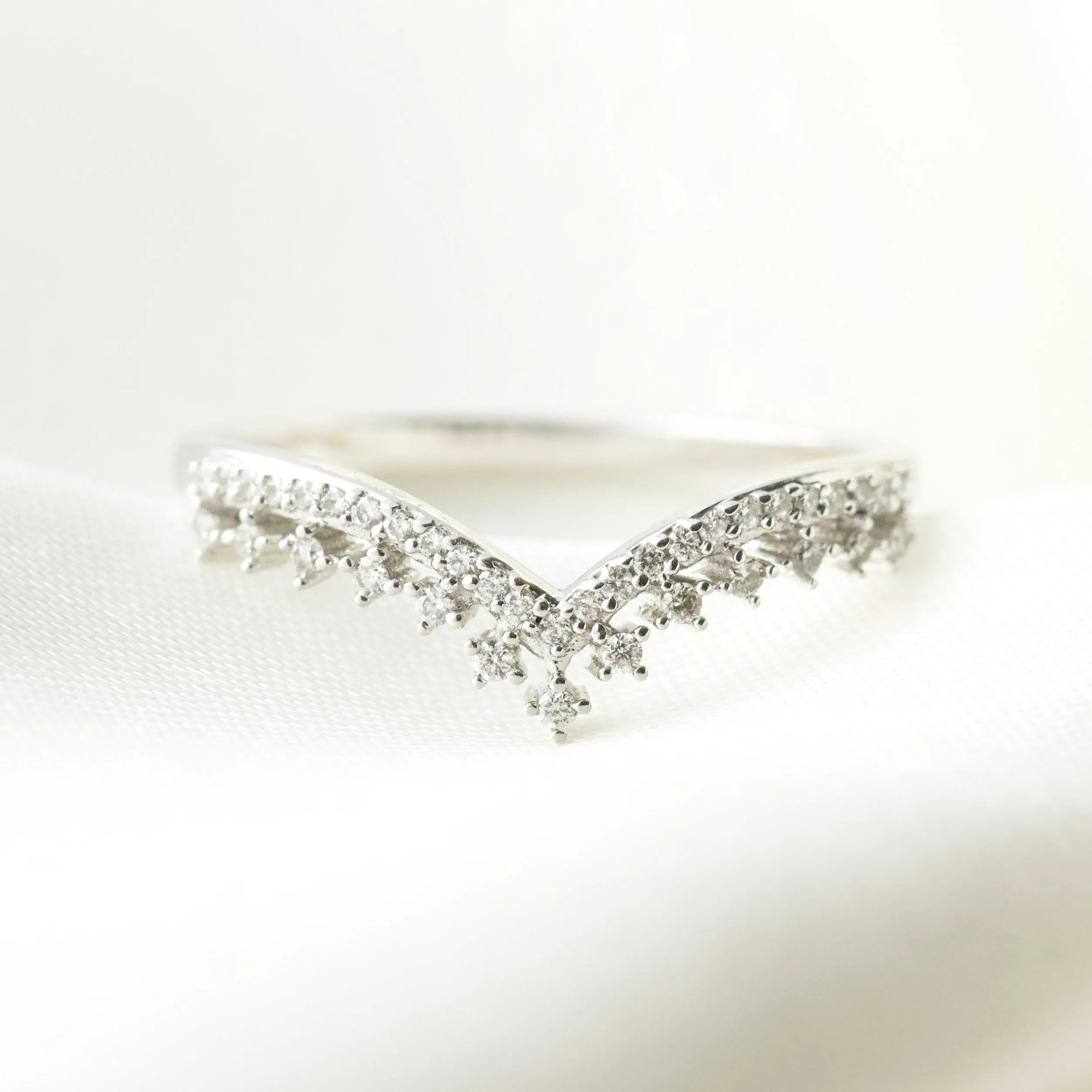 Tiara Diamond Band