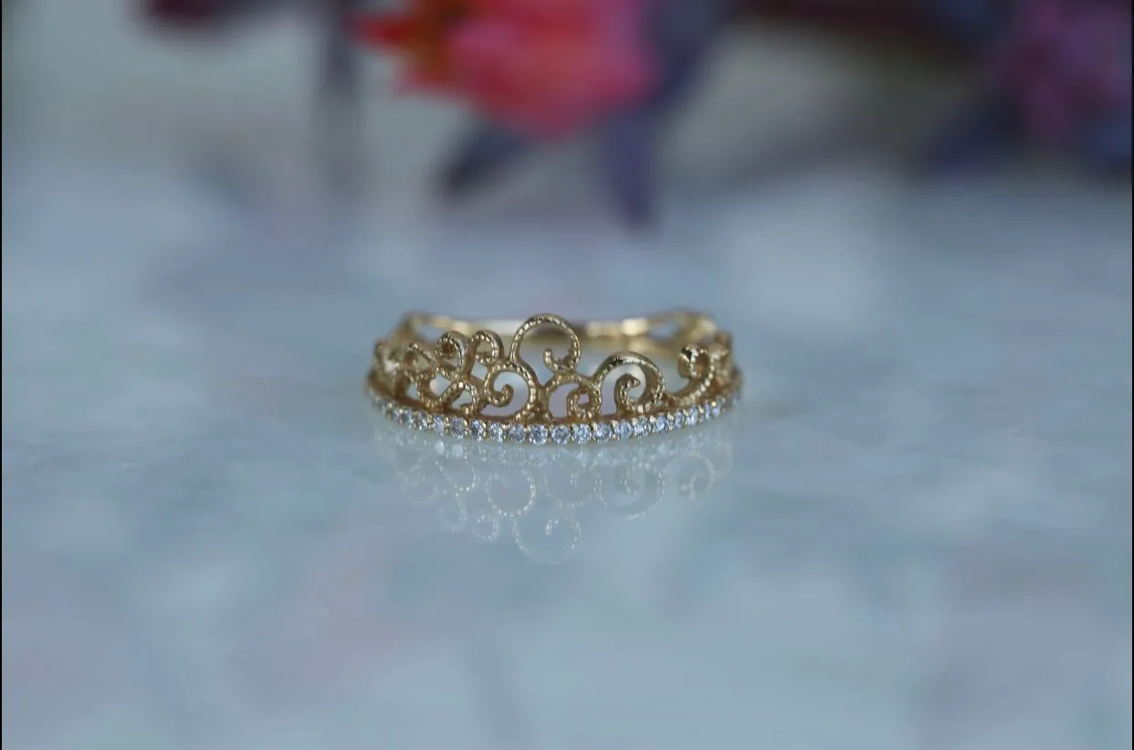 Tiara Diamond Ring