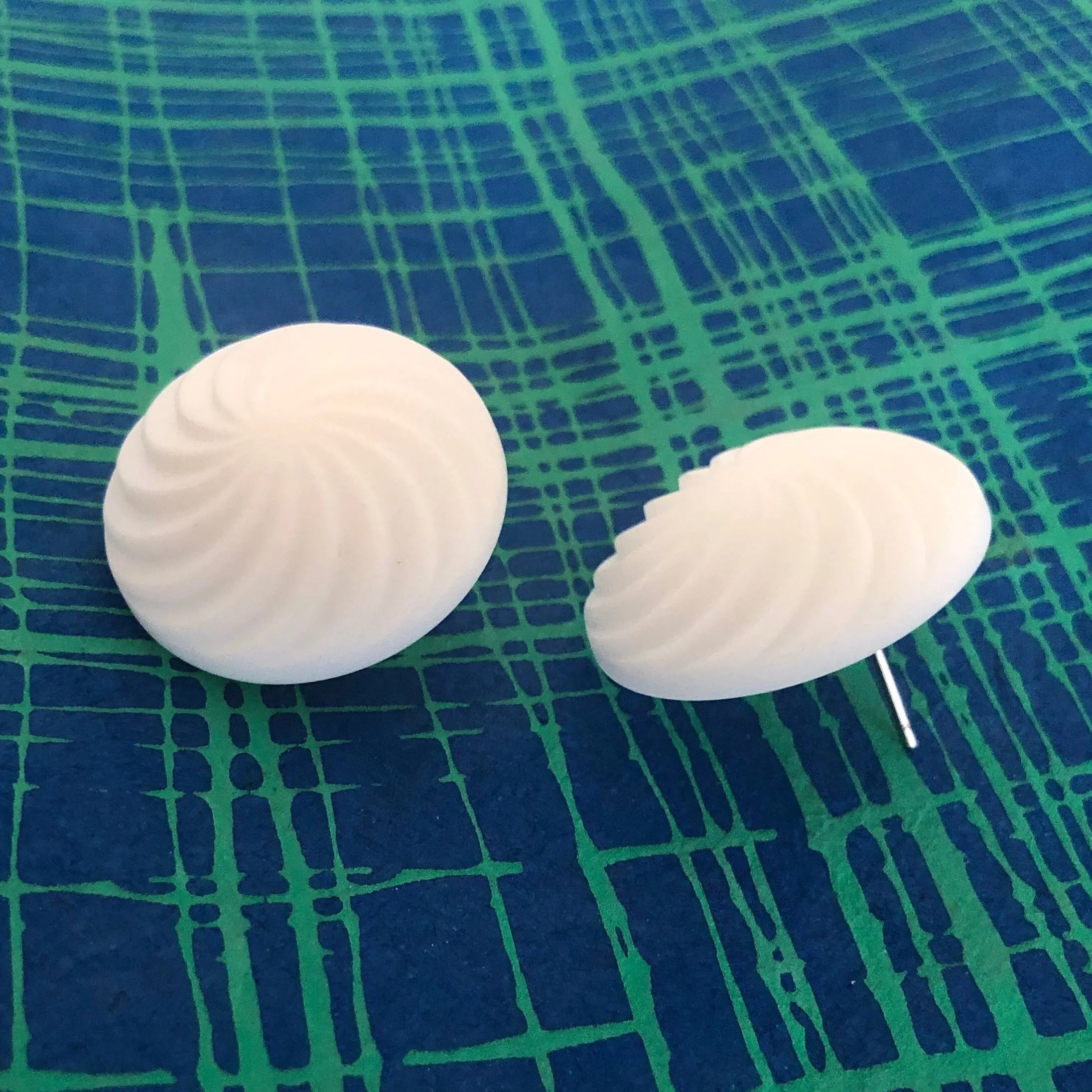 White Vortex Retro Button Stud Earrings