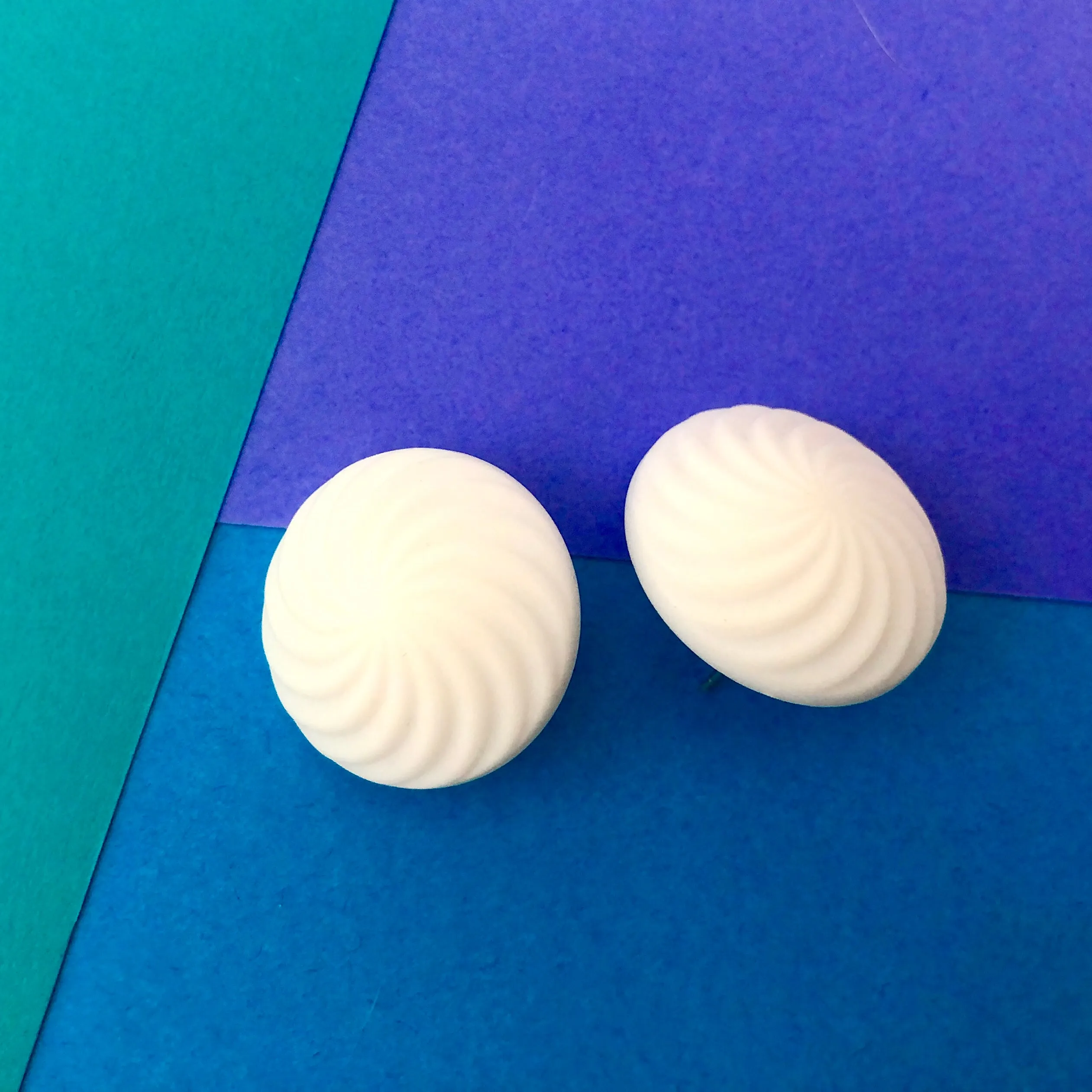 White Vortex Retro Button Stud Earrings